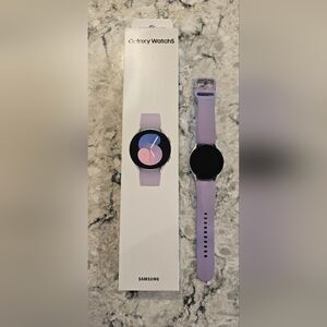 Samsung Galaxy Watch5 with Lavender Band